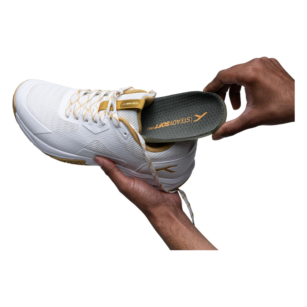 Hundred Steady Soft Pro insole 3D anti-slip surface detail